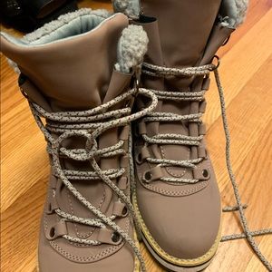 Hiking boots worn once for a couple hours